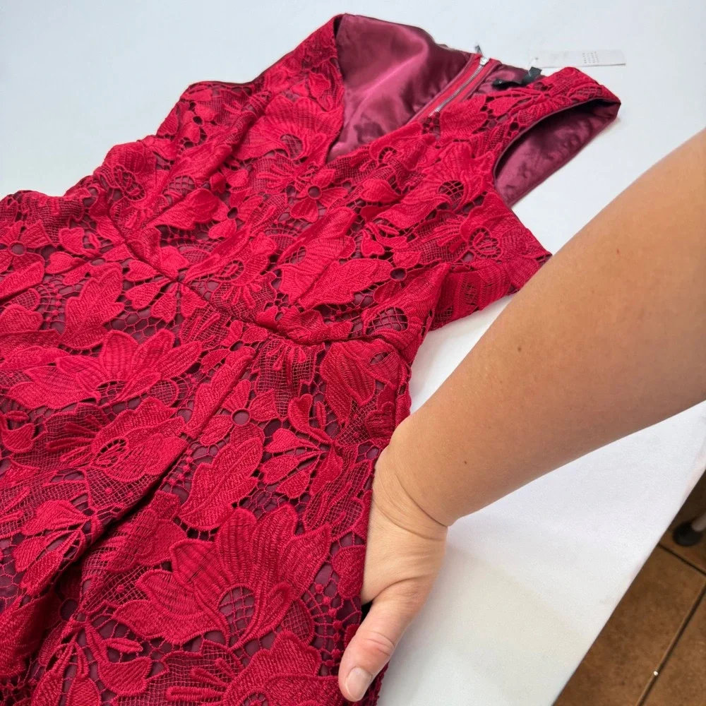 NWT! Valentine White House Black‎ Market Red Floral Lace Fit and Flare Dress 6